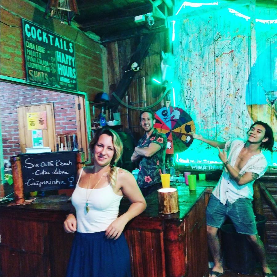 Iguana Beach House Hostel Montañita Εξωτερικό φωτογραφία