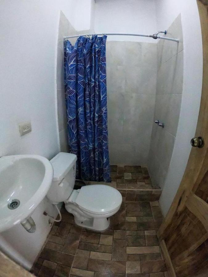 Iguana Beach House Hostel Montañita Εξωτερικό φωτογραφία