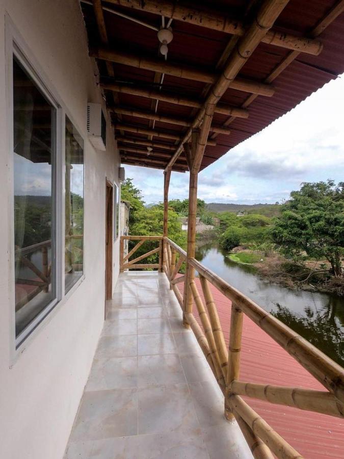Iguana Beach House Hostel Montañita Εξωτερικό φωτογραφία