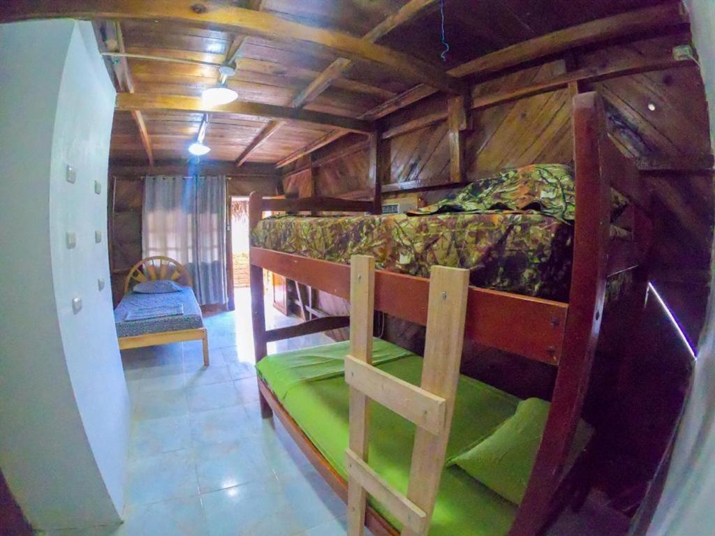 Iguana Beach House Hostel Montañita Εξωτερικό φωτογραφία